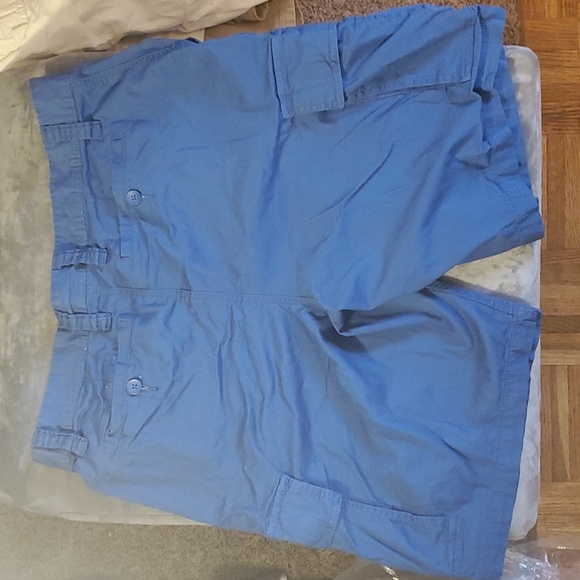 EUC! Cargo Shorts - Picture 2 of 3